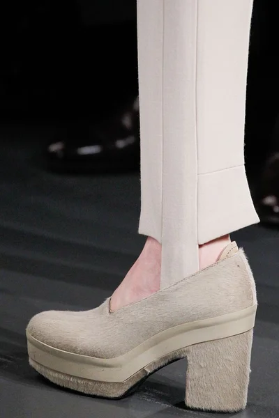 Look 24